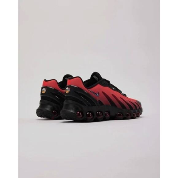 Nike Air Max Dn8 Black Red Men\'s Size 11.5 FQ7860-008 New Authentic main image 6